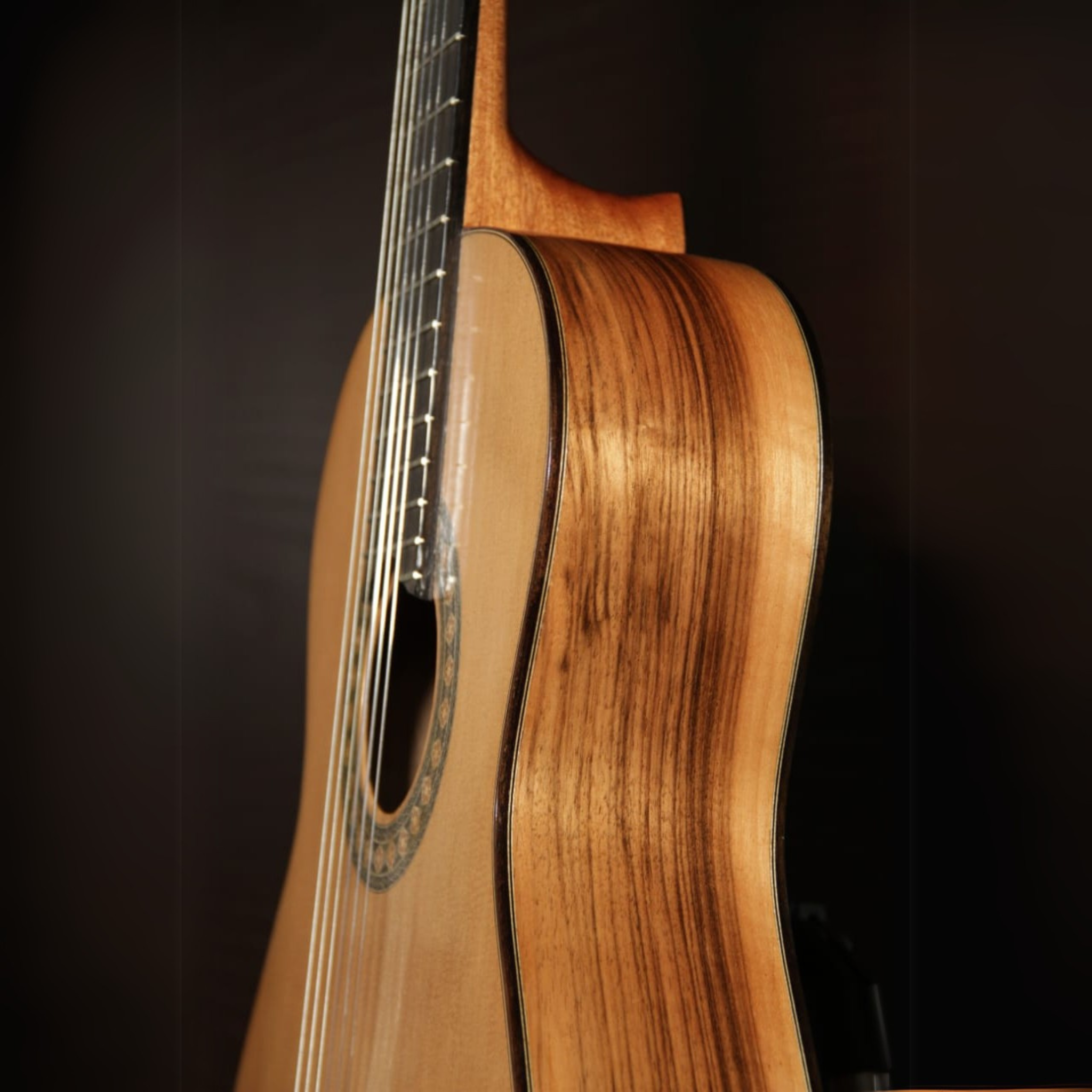 Robert Wissam Ram Model - Canadian Cedar